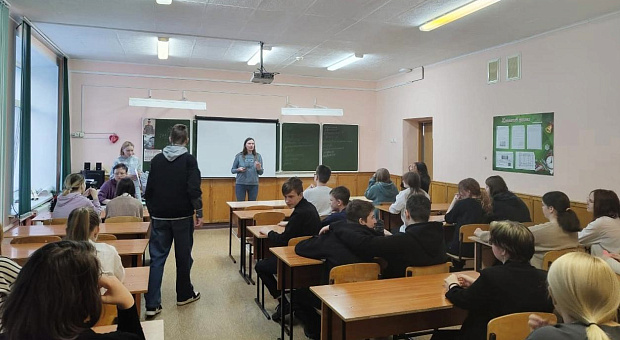 Сайт школы 142 новосибирск первомайский. Школа 7 чик новосибирская область. Школа 6 новосибирск. Католическая школа на беловежской. Школа 129 уфа.