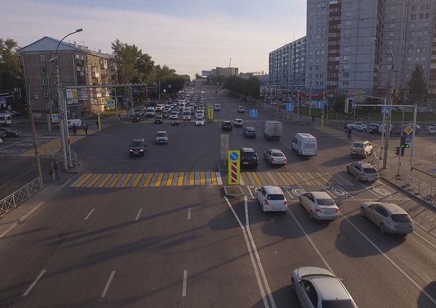 В 2017 году Новосибирск приступил к реализации приоритетного проекта "Безопасные и качественные дороги"